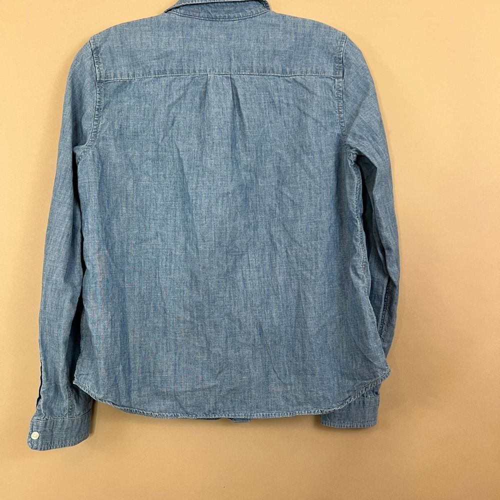 Levis Chambray Denim Button Up Medium - image 5